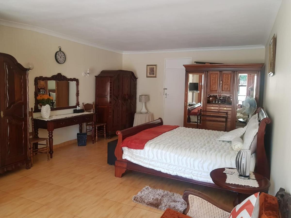 Upper Houghton Guesthouse Johannesburg Buitenkant foto